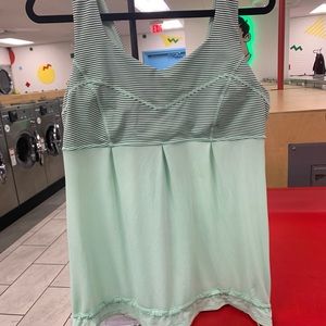 Lululemon active wear top